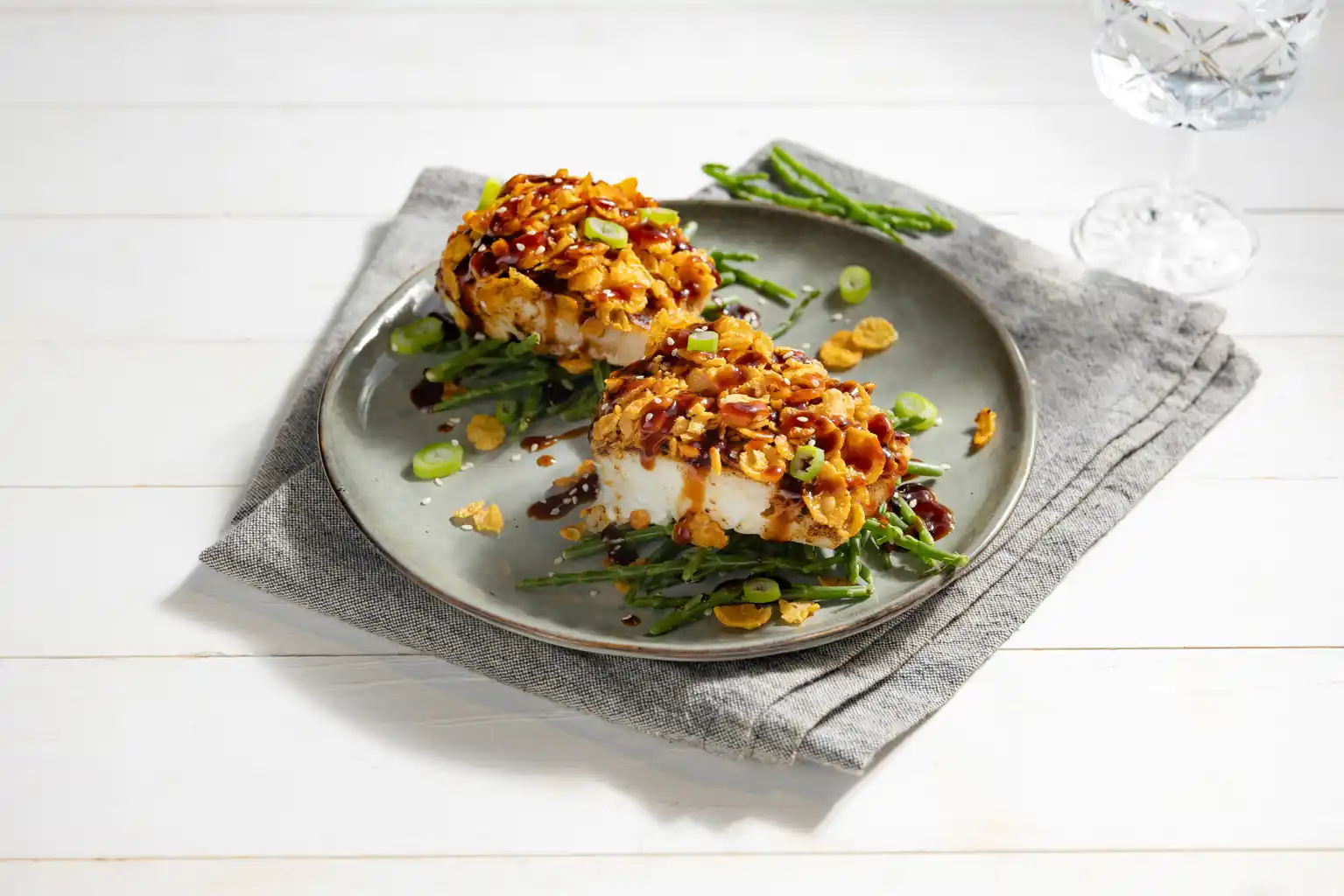 Crunchy kabeljauwmoot met maaltijdsaus ketjapsmaak