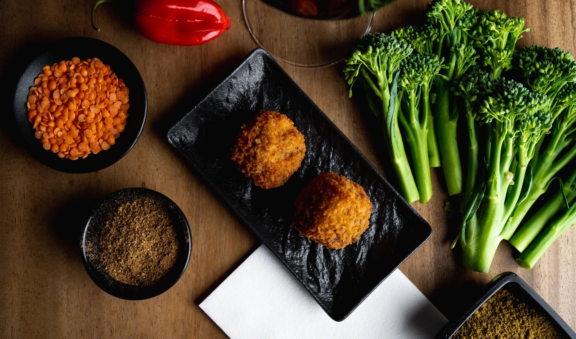 Volop smaak met plantaardige spicy bitterballen van Ajuma Bites