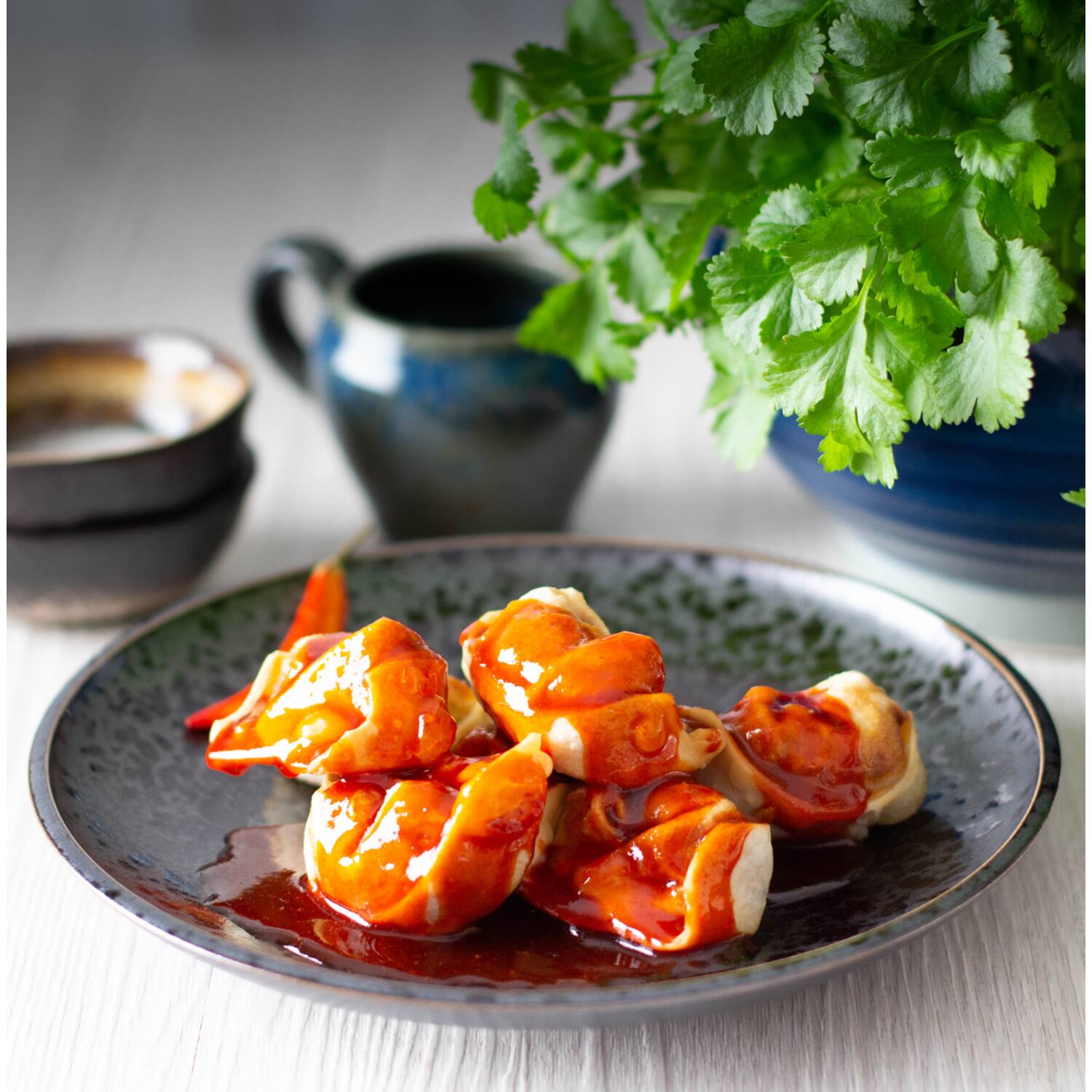 Asian Table gyoza mandu pittige kip 12x240g