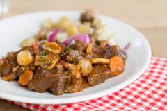 Neven Food zuurvlees Limburgse stijl rund 2,5kg